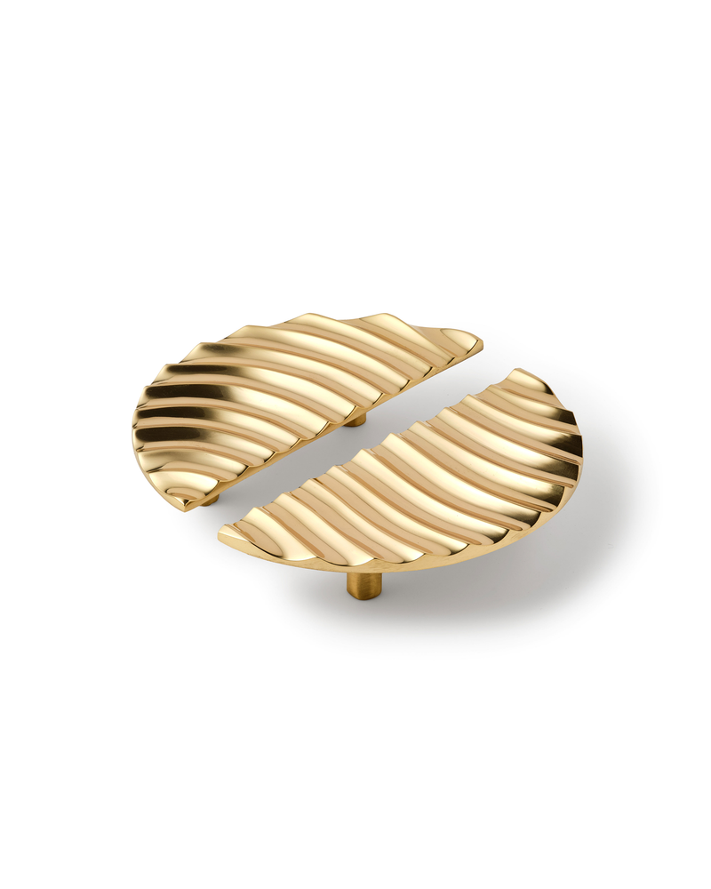 Pair of Medano Pulls, Polished Brass